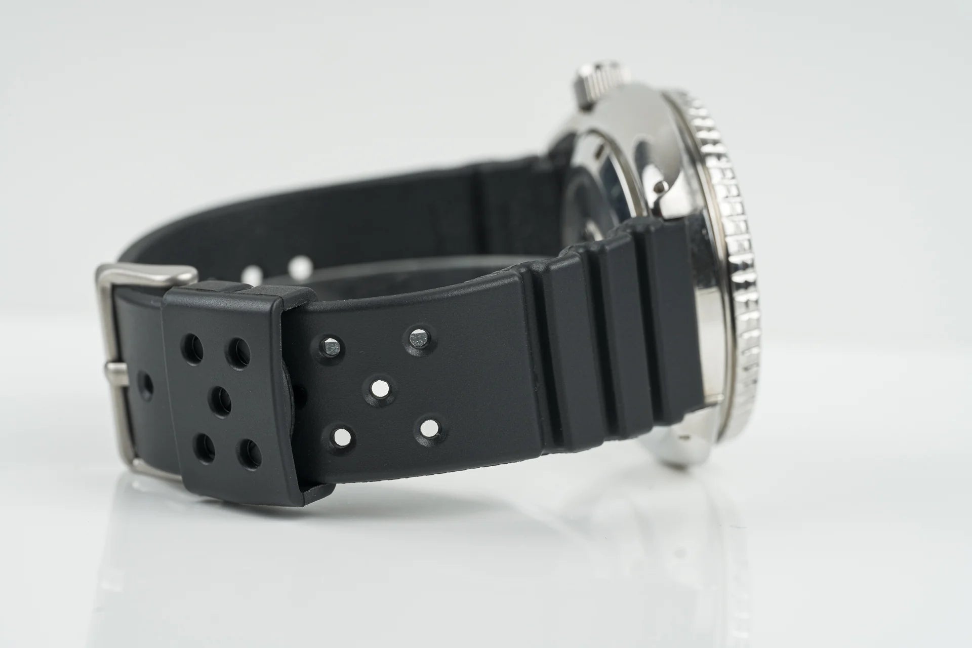 The Classic GL831 Rubber Diver Strap (19/20/21/22mm)
