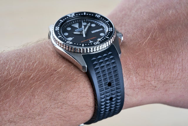 Custom Curved Waffle Strap (Seiko SKX013)