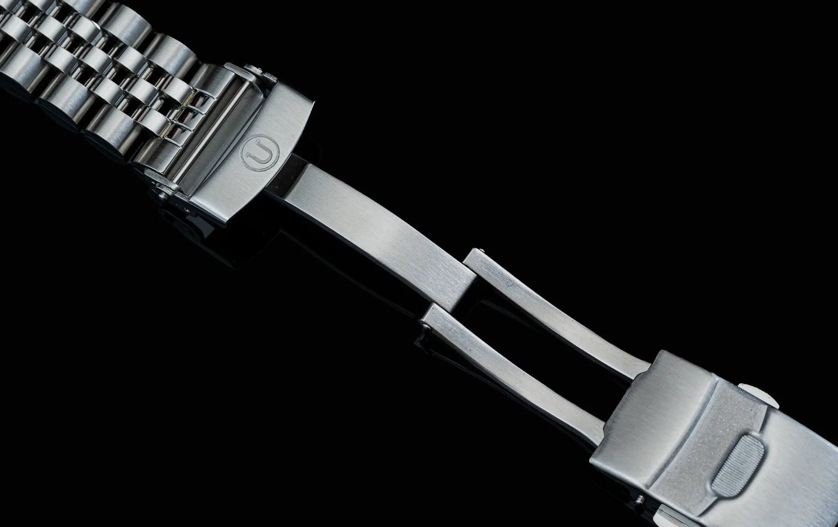 Executive Bracelet (Seiko SNE57x Solar)