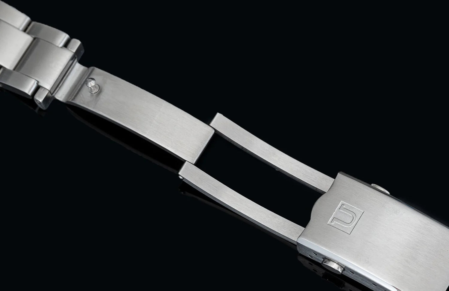 Senator Bracelet (for the Tudor Black Bay 58 GMT)