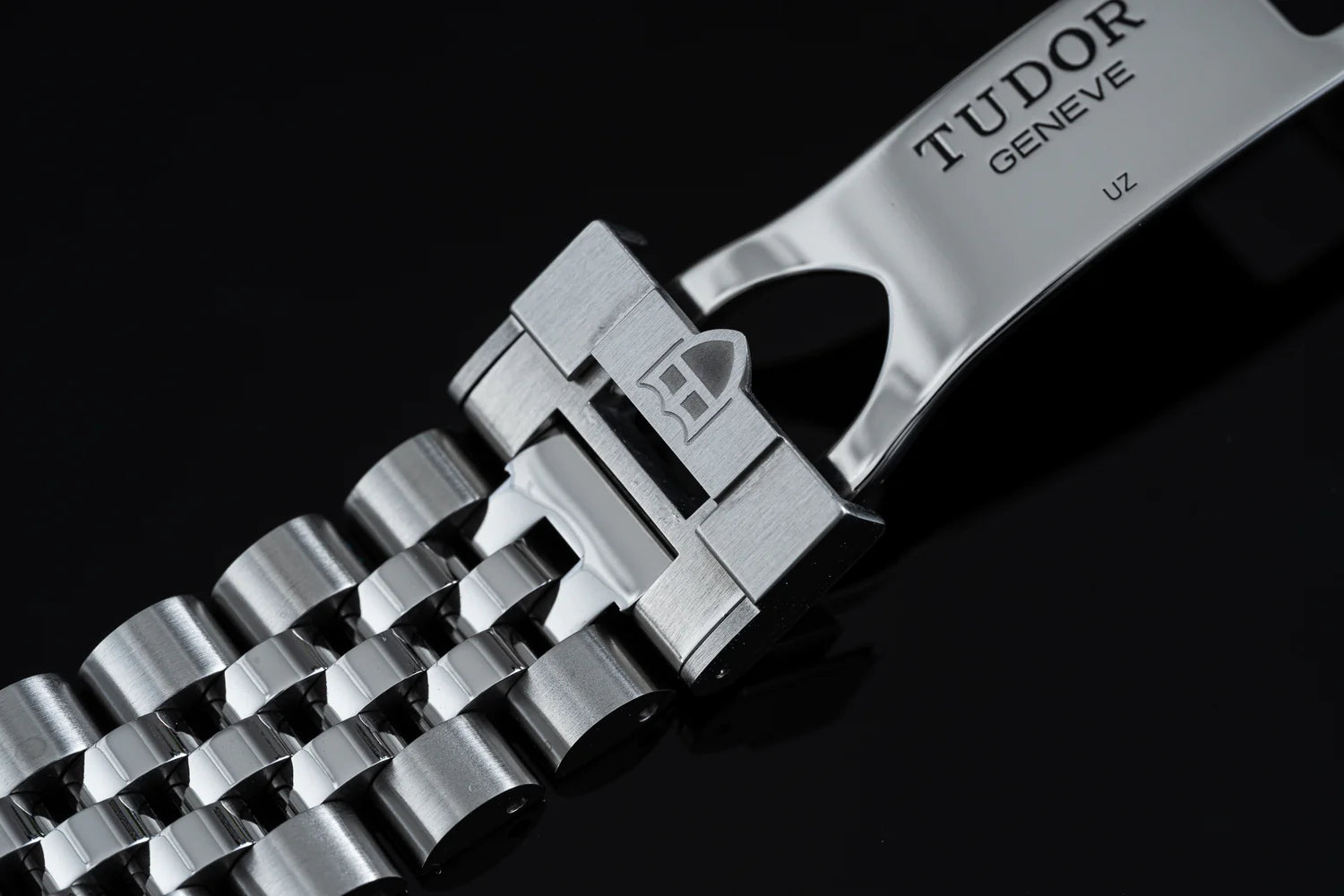 Tudor black bay sales clasp